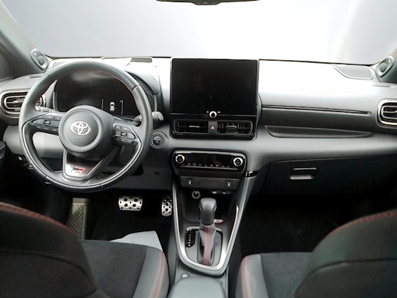 Vehicle image 7