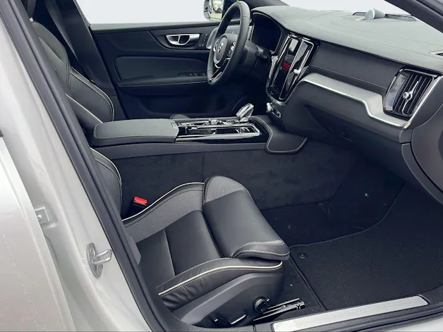 Volvo S60 2.0 T8 TE Ultimate Dark eAWD
