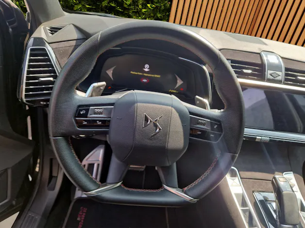 DS Automobiles 7 1.6 E-Tense Ligne Noire 4x4