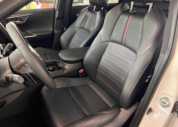 Vehicle image 9 Vehicle image 9