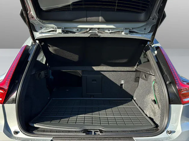 Volvo XC40 2.0 B3 MH XCITE