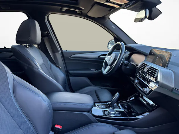BMW X3 30e xDrive SAG