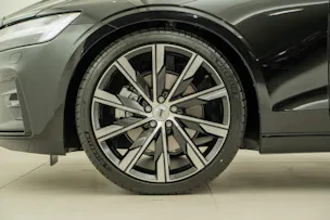 Volvo V60 2.0 B4 Ultimate Dark