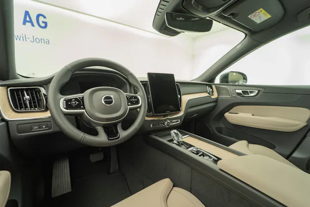 Volvo XC60 2.0 T8 TE Ultra Bright eAWD