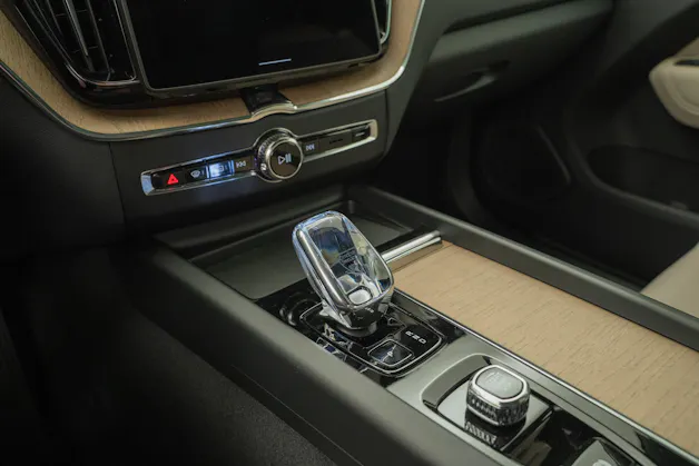 Volvo XC60 2.0 T8 TE Ultra Bright eAWD