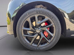 Vehicle image LAND ROVER Range Rover Sport 3.0 I6 P460e SE Dynamic Plug In Hybrid bis 100 km elektrisch
