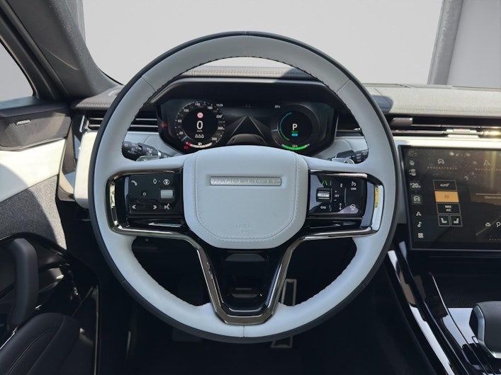 Vehicle image LAND ROVER RANGE ROVER SPORT