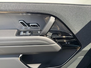 Vehicle image LAND ROVER Range Rover Sport 3.0 I6 P460e SE Dynamic Plug In Hybrid bis 100 km elektrisch