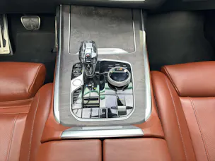 BMW X7 M50d