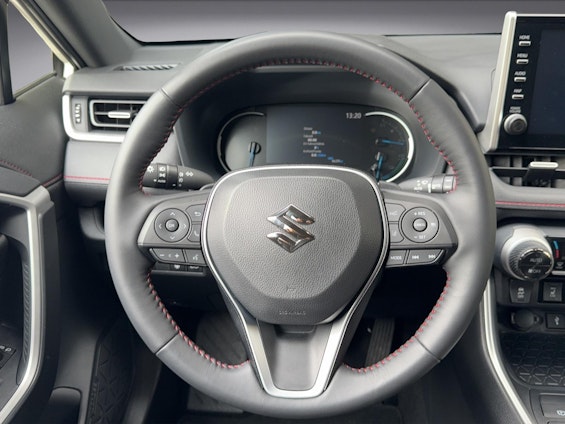 Vehicle image 27 Vehicle image 27