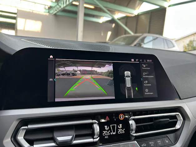 BMW 330e xDrive Touring