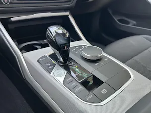 BMW 330e xDrive Touring