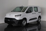 First vehicle image