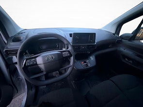 Vehicle image TOYOTA PROACE CITY Van L1 52KWh Active
