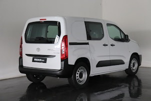 Vehicle image TOYOTA PROACE CITY Van L1 52KWh Active