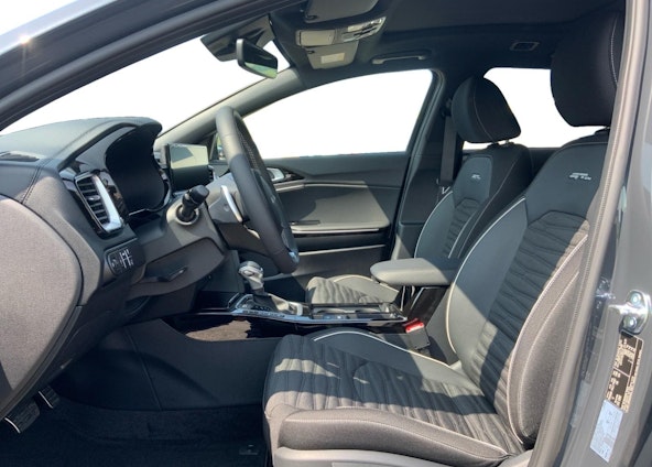 Vehicle image 3 Vehicle image 3