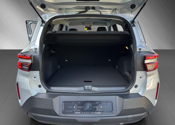 Vehicle image 13 Vehicle image 13