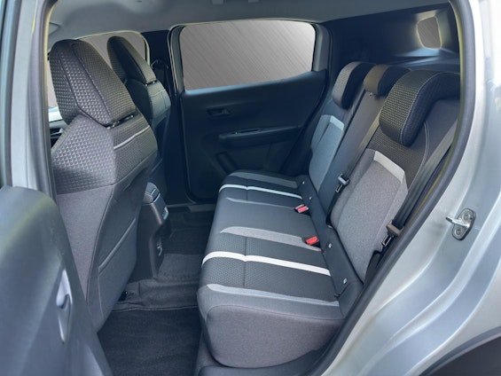 Vehicle image 12 Vehicle image 12