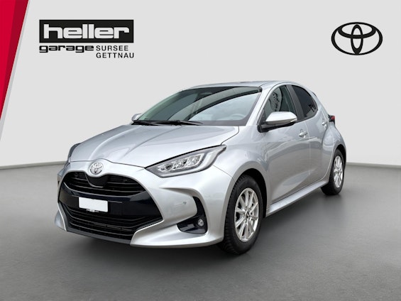 First vehicle image