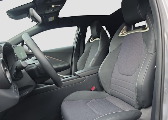 Vehicle image 19 Vehicle image 19