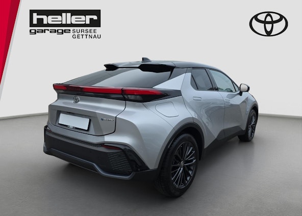 Vehicle image 3 Vehicle image 3