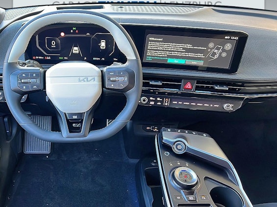 Vehicle image 7 Vehicle image 7