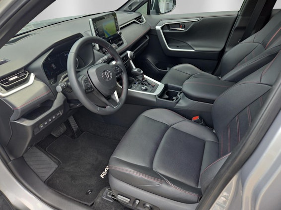 Vehicle image 11