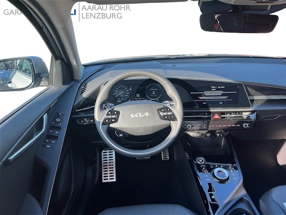 Vehicle image 4 Vehicle image 4