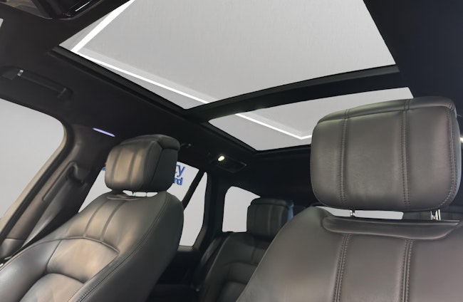 Vehicle image 10 Vehicle image 10