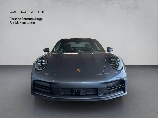 PORSCHE 911 Carrera