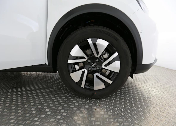 image du véhicule 8 image du véhicule 8