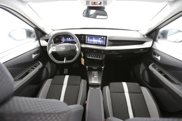 Opel 1.2 T HEV 145 GS
