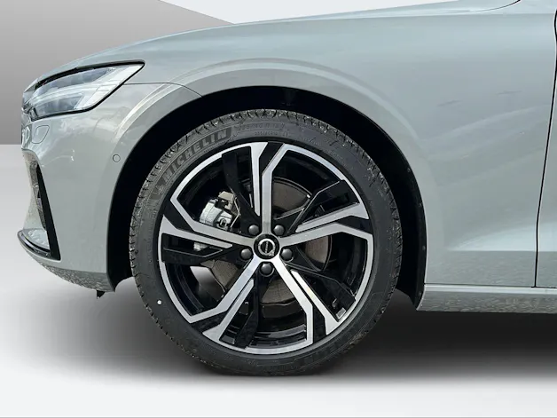 Volvo V60 2.0 B4 Ultimate Dark