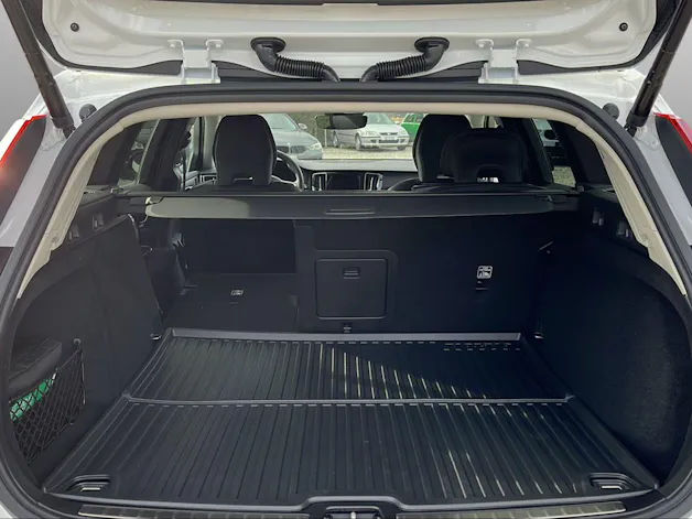 Volvo V60 2.0 B4 Ultimate Dark