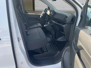 Citroën Jumpy Kaw. M Sonderserie First 1.5 Blue HDi 120 S/S 6G