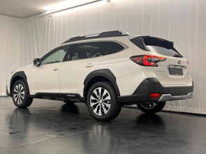 Vehicle image SUBARU Outback 2.5i Final Edition