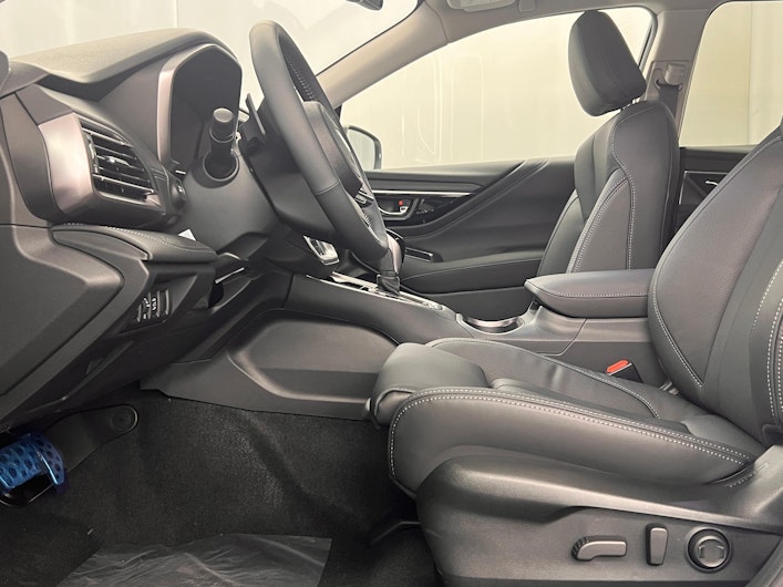 Vehicle image SUBARU OUTBACK