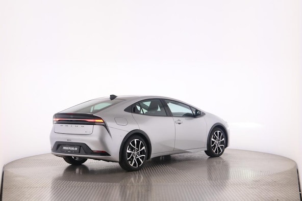 Vehicle image 14 Vehicle image 14