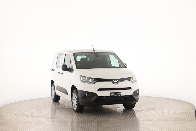 Vehicle image TOYOTA PROACE CITY