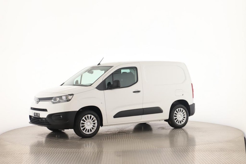 Vehicle image TOYOTA PROACE CITY