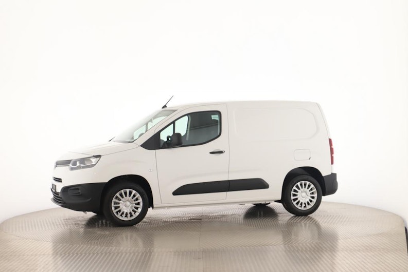 Vehicle image TOYOTA PROACE CITY