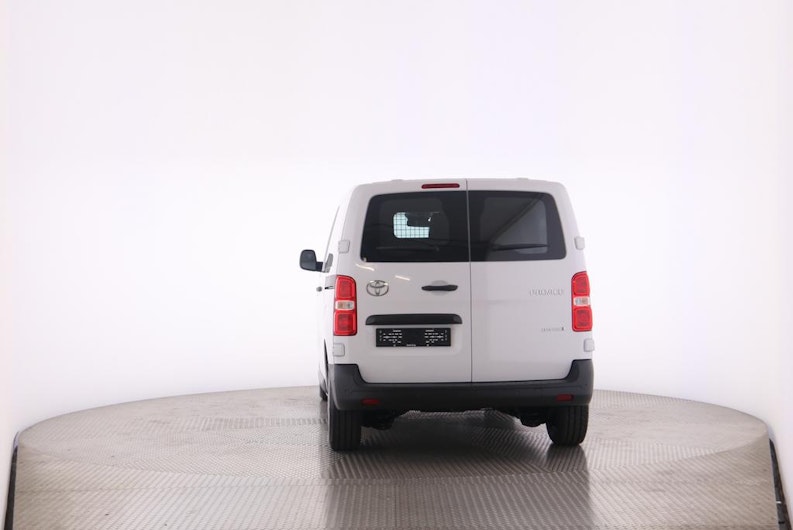 Vehicle image TOYOTA PROACE