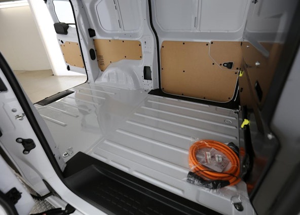 Vehicle image 8 Vehicle image 8