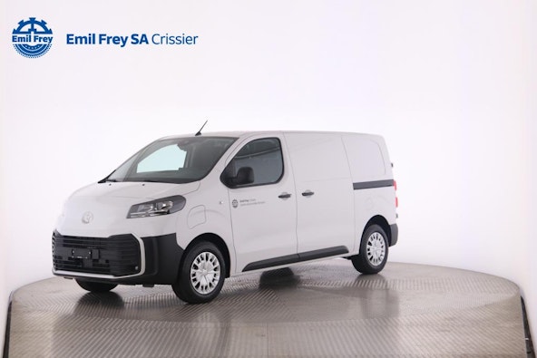 First vehicle image