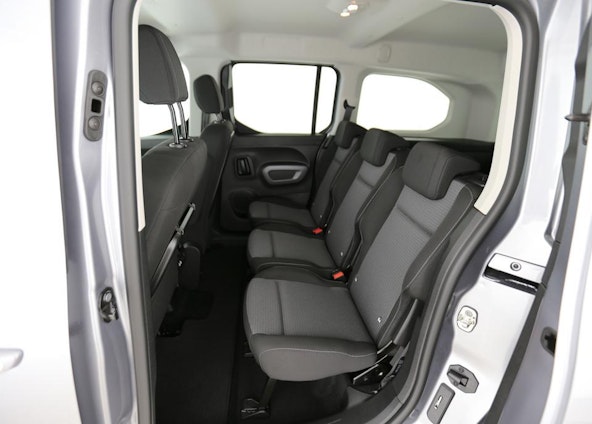 Vehicle image 7 Vehicle image 7