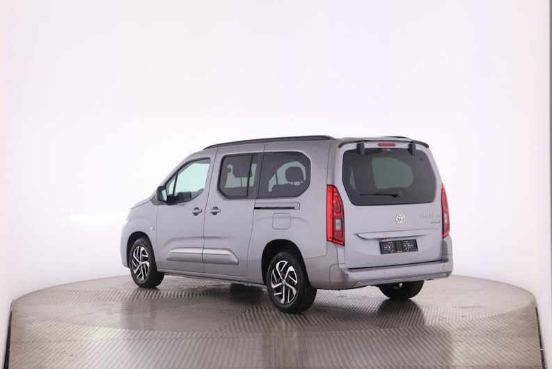 Vehicle image TOYOTA PROACE