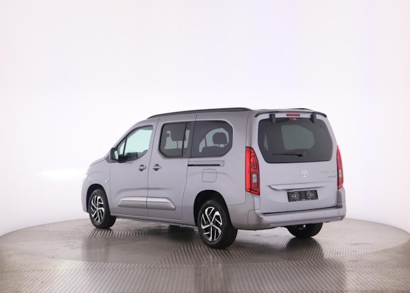 Vehicle image 11 Vehicle image 11