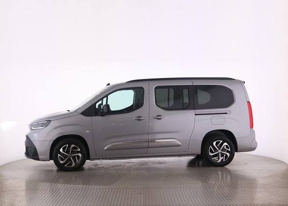 Vehicle image 30 Vehicle image 30