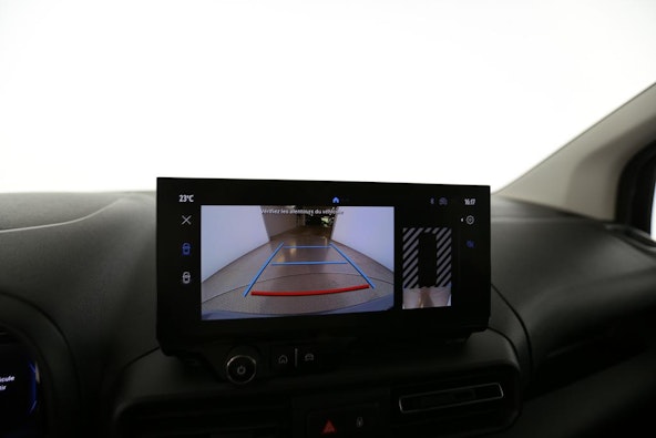 Vehicle image 5 Vehicle image 5