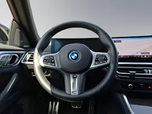 BMW i4 eDrive35